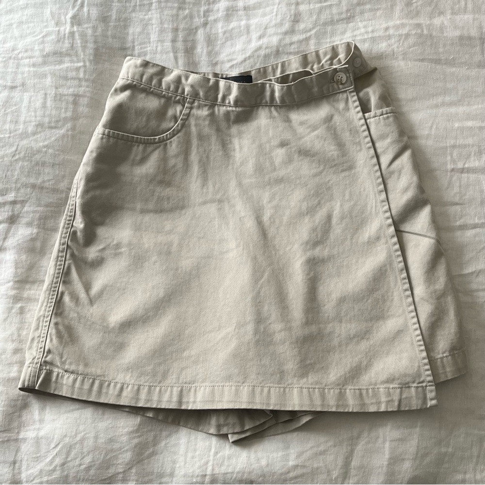 Van Heusen Khaki Tan Skort Size 4